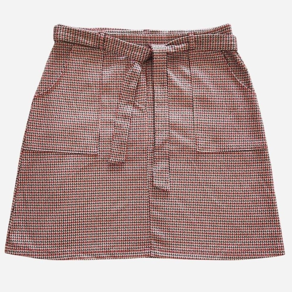 Gilli houndstooth retro plaid mini skirt with belt and front pockets Size L